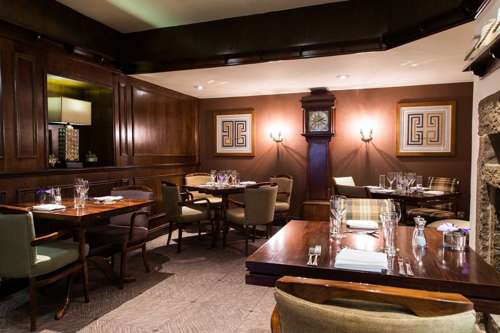 Hotel The Millstone, Mellor Blackburn  Exteriér fotografie The restaurant at The Old Vicarage