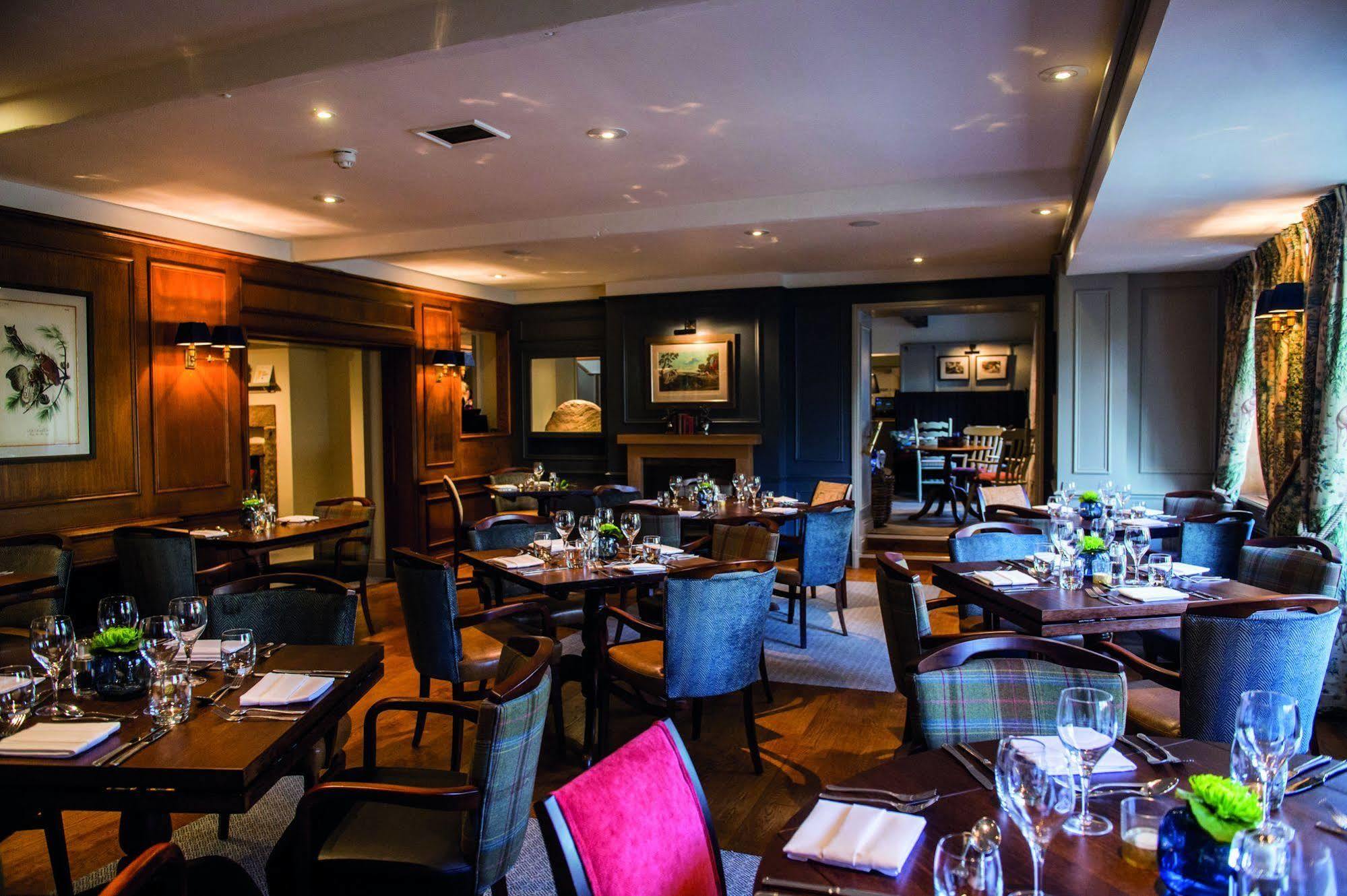 Hotel The Millstone, Mellor Blackburn  Exteriér fotografie The restaurant at The Old parsonage