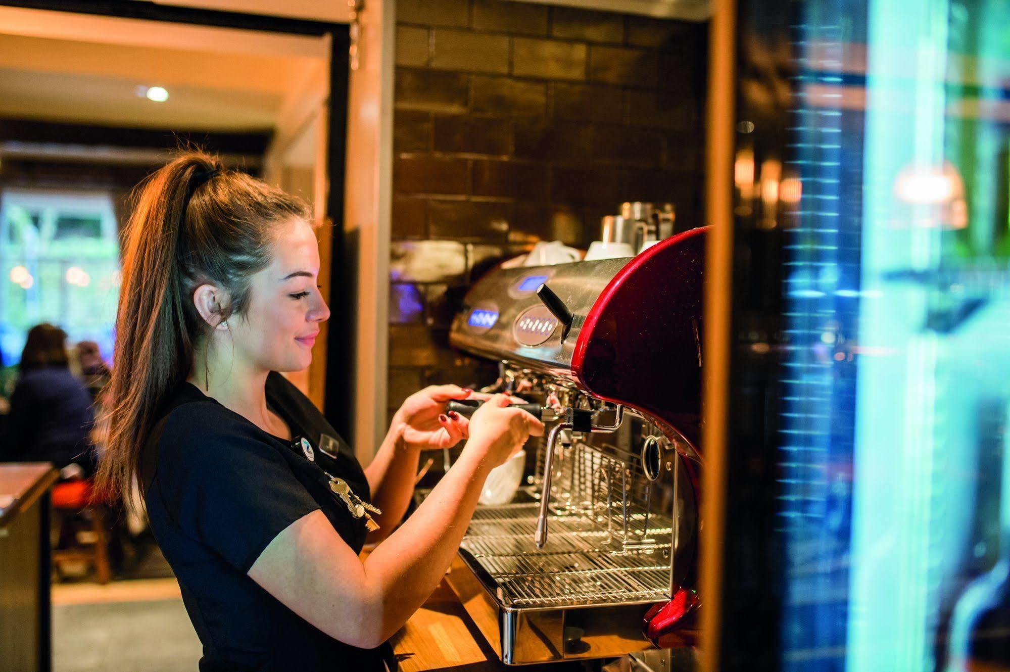 Hotel The Millstone, Mellor Blackburn  Exteriér fotografie A barista making coffee